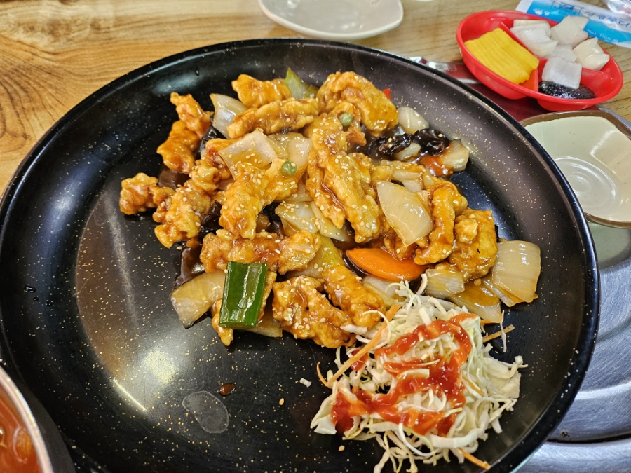일억원짜장 이미지