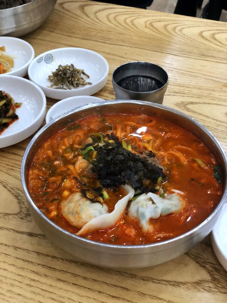 명동곰국시 이미지