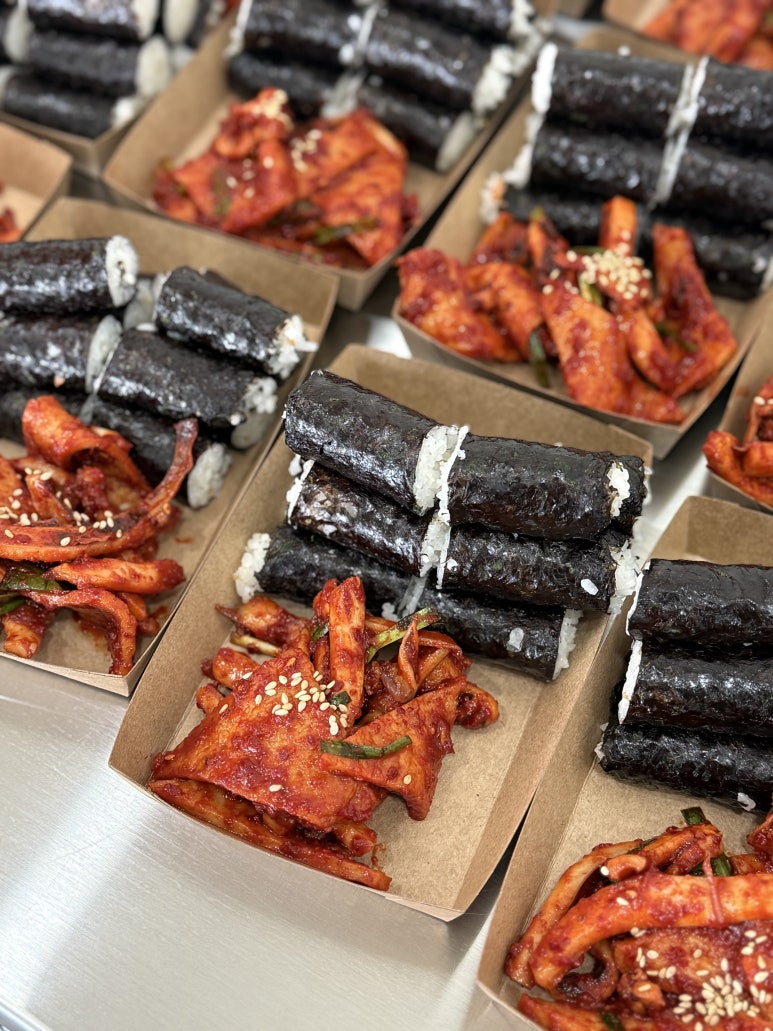 국수랑김밥이랑 이미지