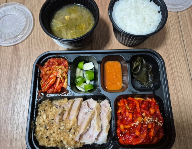 정원마늘보쌈 이미지