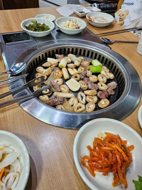 깔롱부리는집 이미지