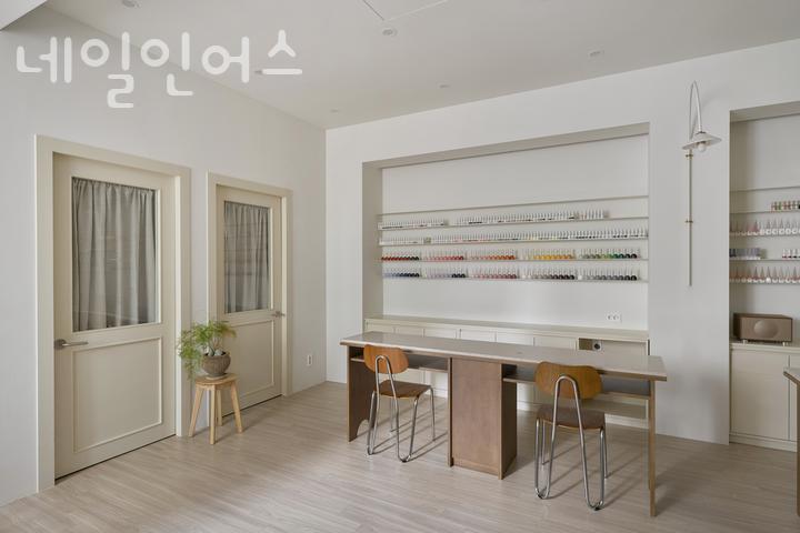 네일인어스 이미지