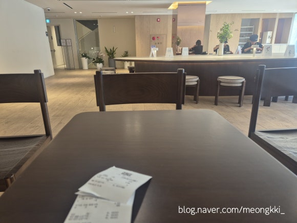 한솥 청담 플래그십 이미지