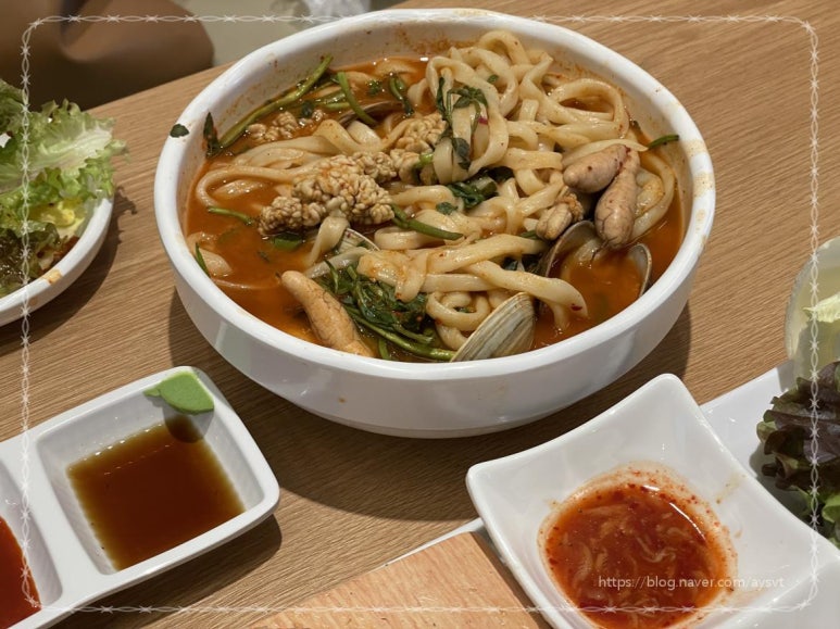 한강로칼국수 이미지