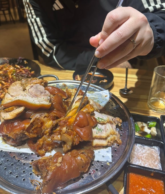 비상족발 이미지