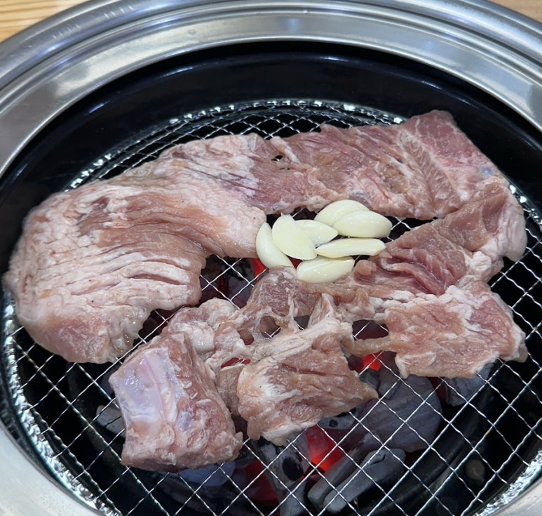 판문점숯불갈비 이미지
