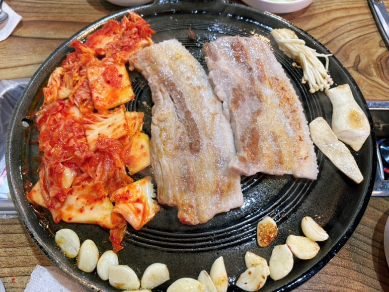 장터삼겹살 이미지