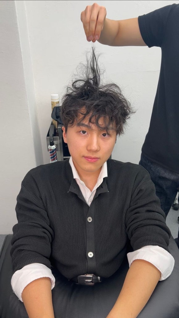 아뜰랑 맨즈헤어 신사역점 이미지