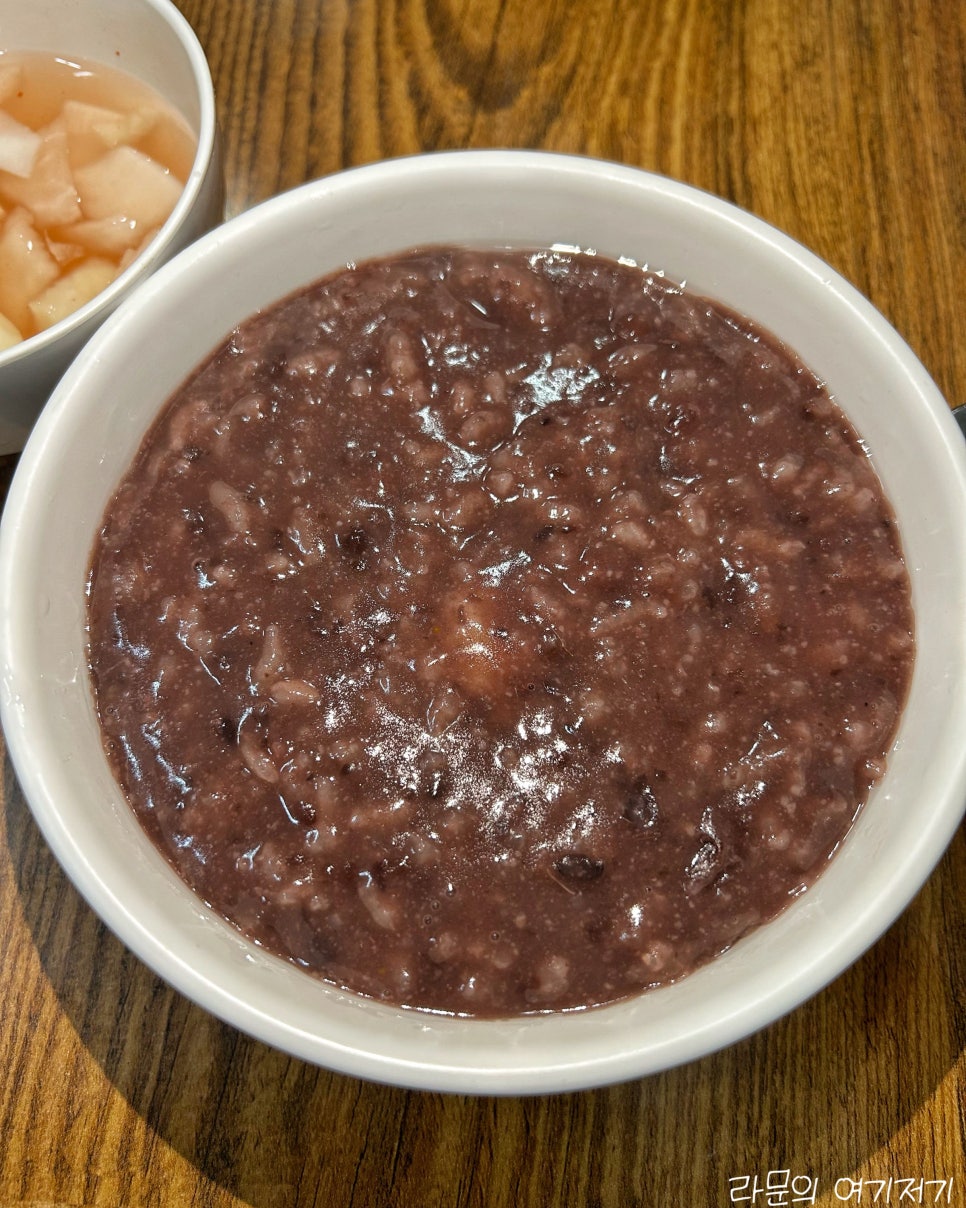 옹심이팥죽 대표 사진