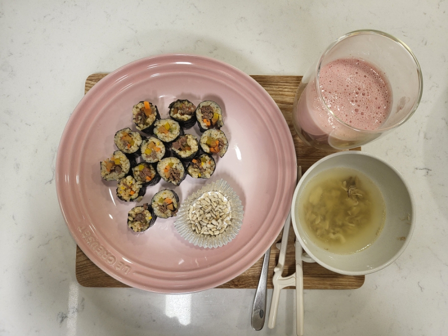 해바라기꼬마김밥 이미지