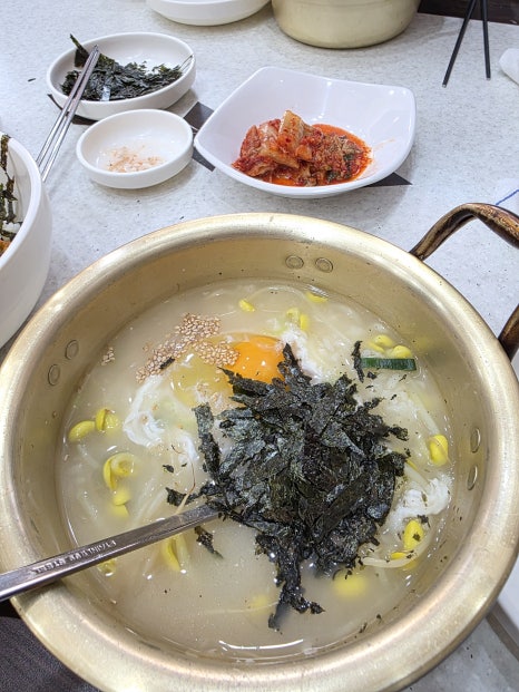 손춘지콩나물국밥 이미지