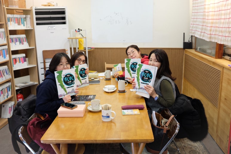 백투더북샵 이미지