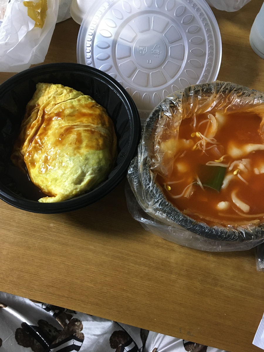 딜리버리푸딩김밥 이미지