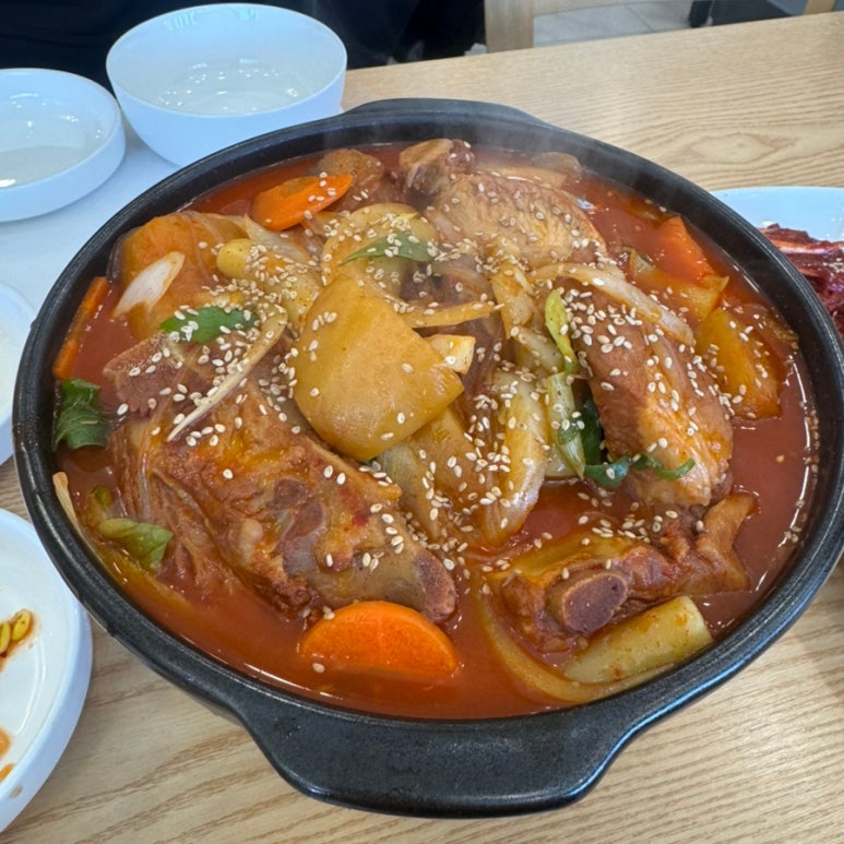 정담돼지갈비찜 이미지