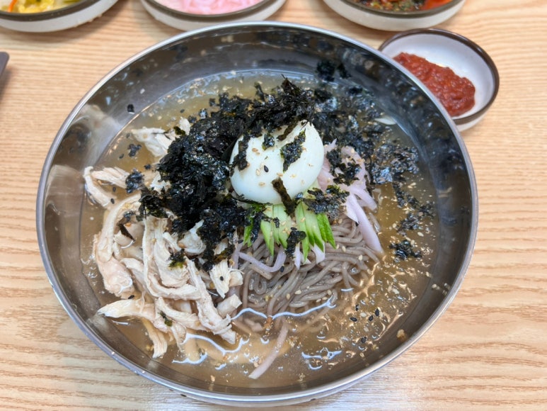 고봉막국수 이미지