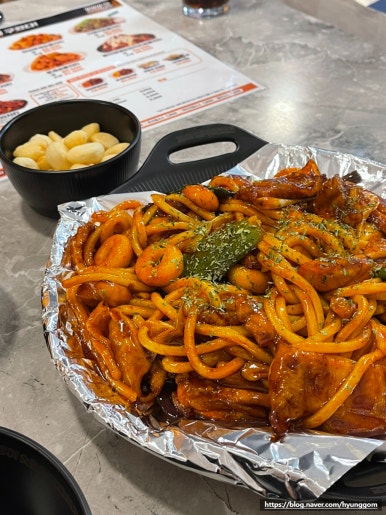 기영이숯불두마리치킨시흥배곧점 이미지