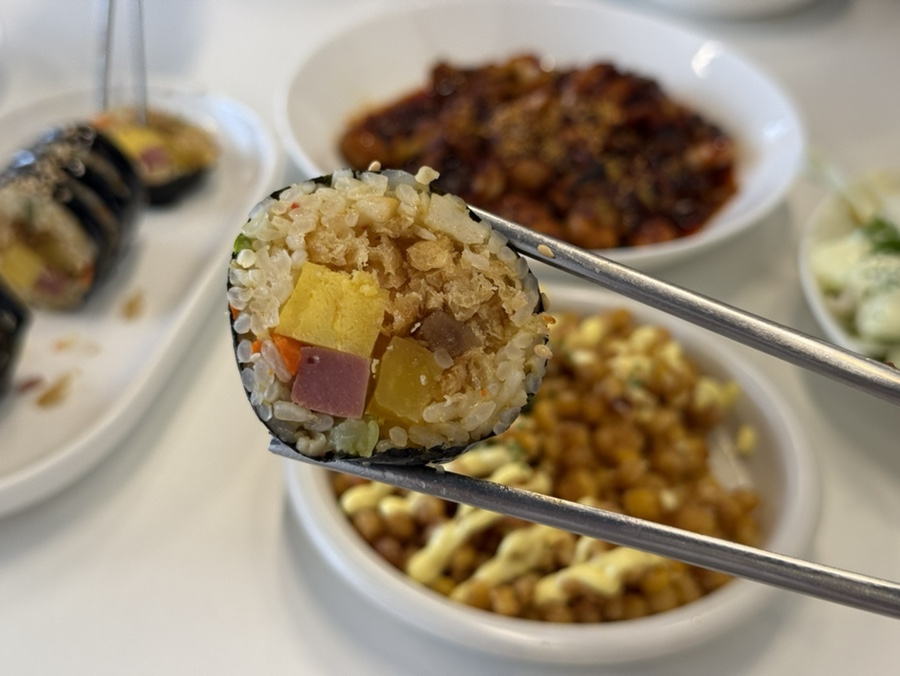 시월김밥 이미지
