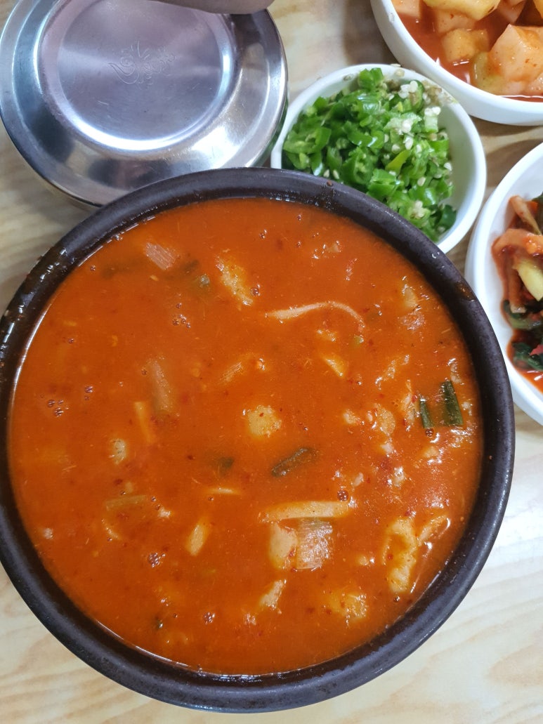꺽지매운탕 이미지