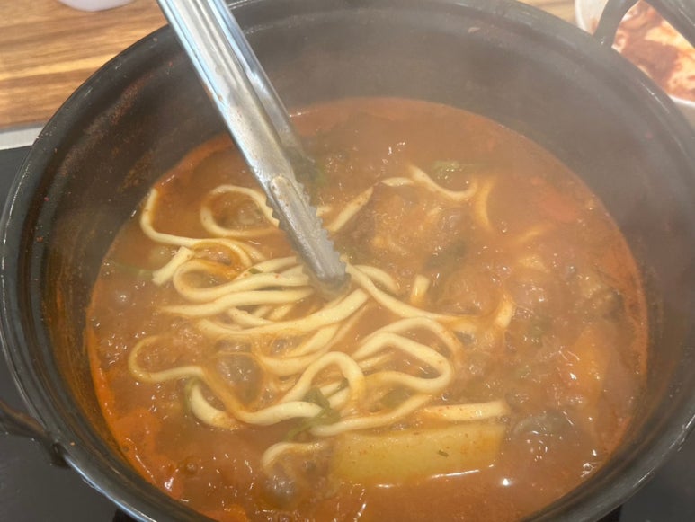 등촌샤브칼국수 이미지