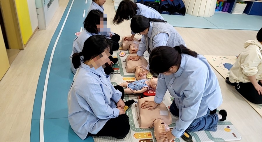 롯데캐슬골드아너어린이집 이미지