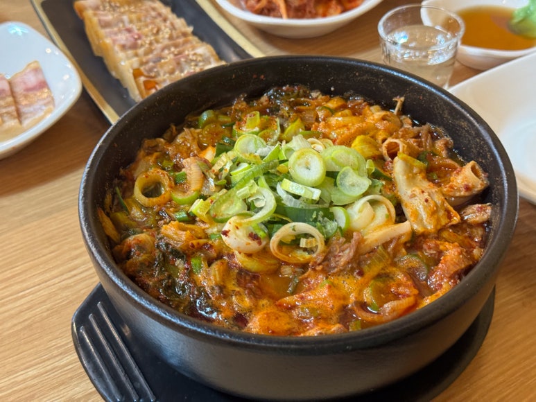 일품 뼈해장국 이미지