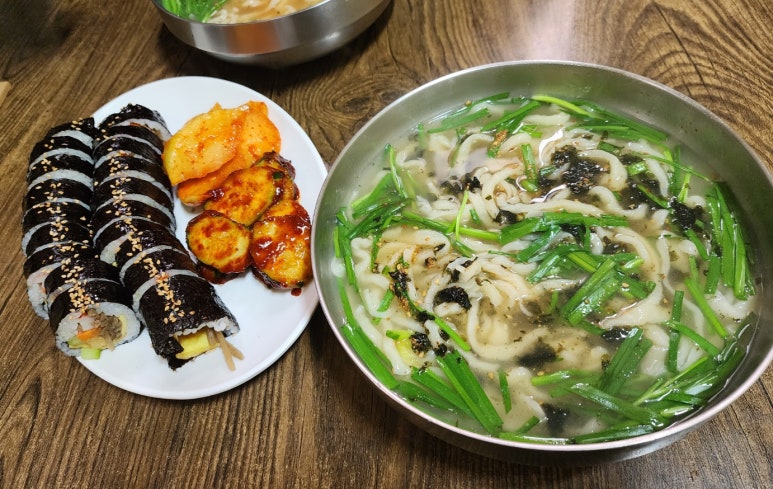 달맞이꽃 분식 이미지