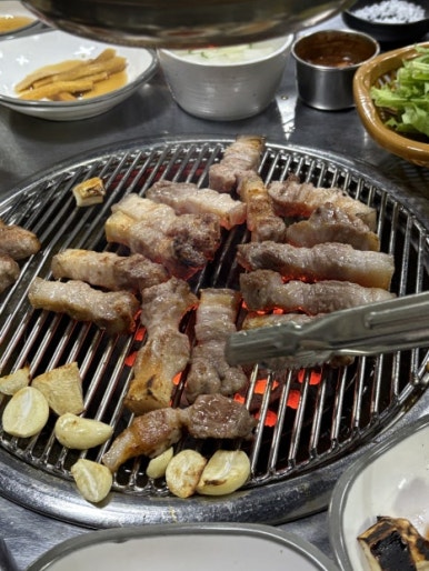 동화로연탄구이 이미지