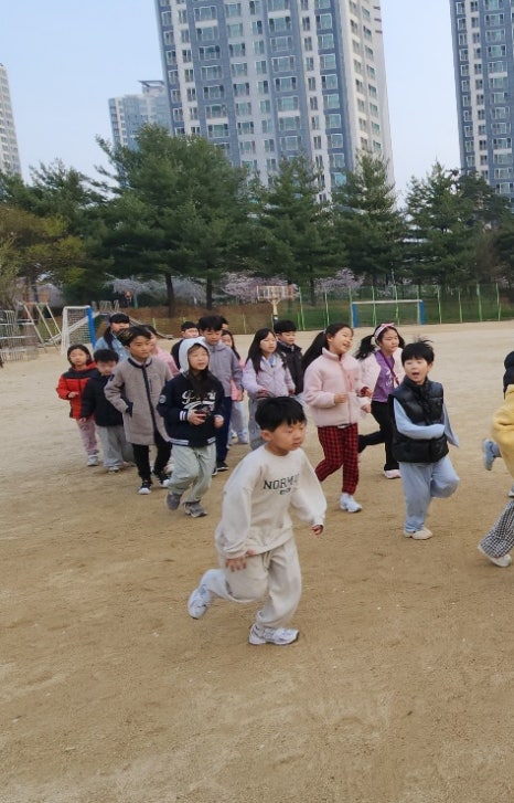 오송의 밤 이미지