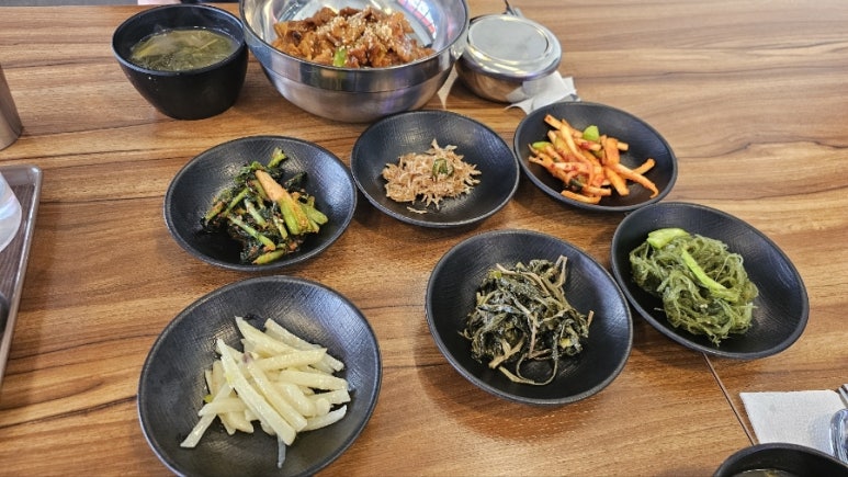 건강한밥상반찬카페 이미지