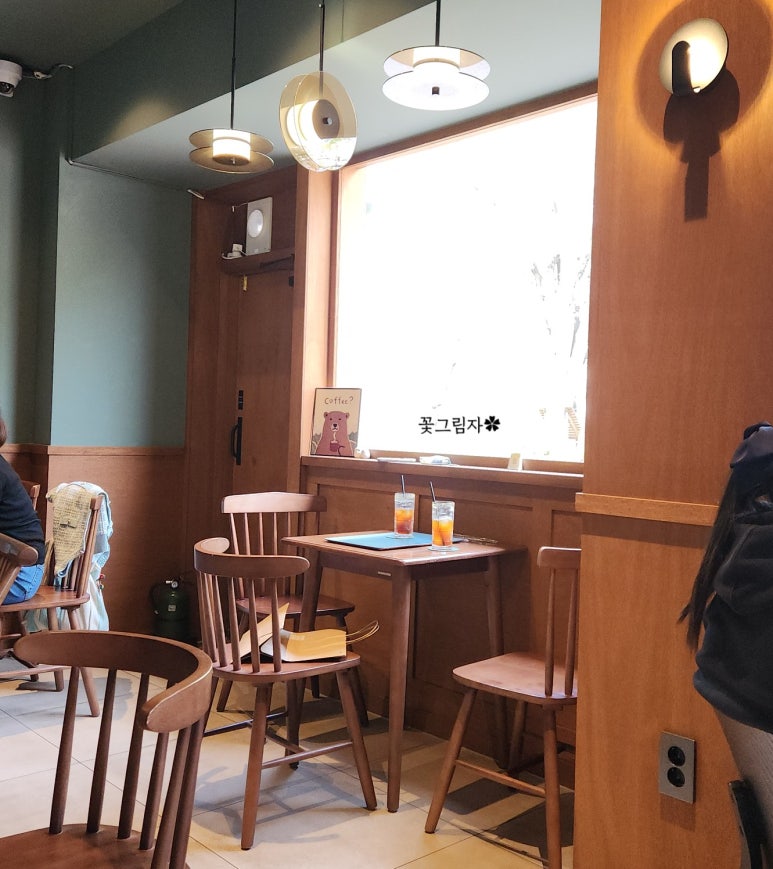 얼로스터리 이미지