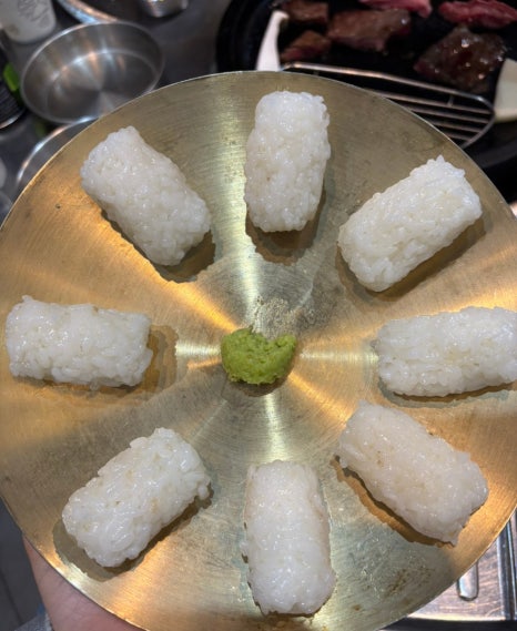 모퉁이초밥 이미지