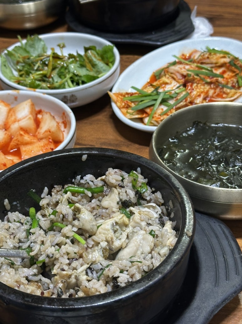 동도통영굴밥 이미지
