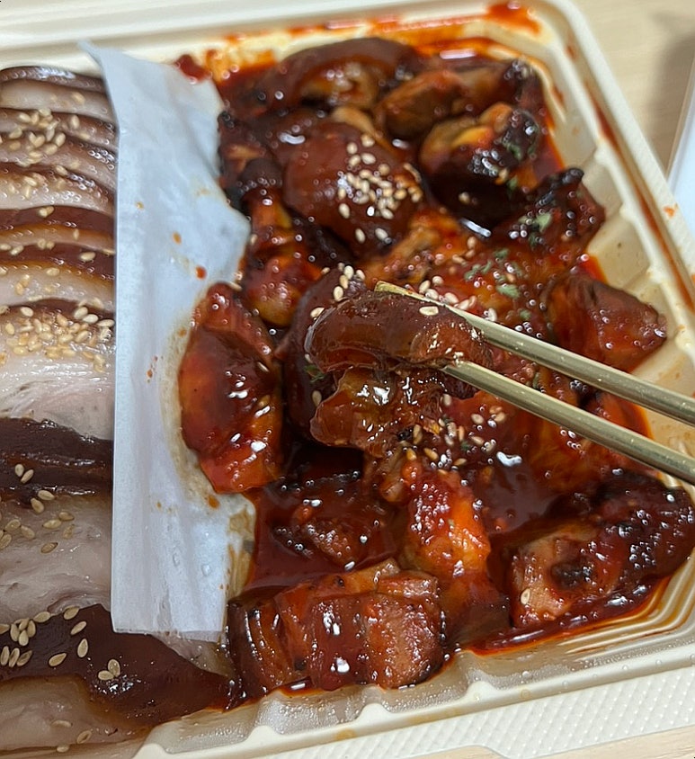 석아저씨족발 이미지