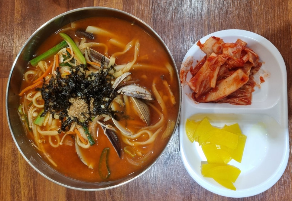 부부손칼국수 이미지