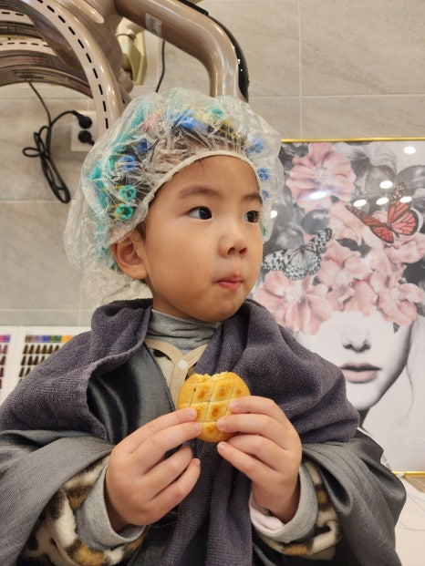 살롱드제니 이미지