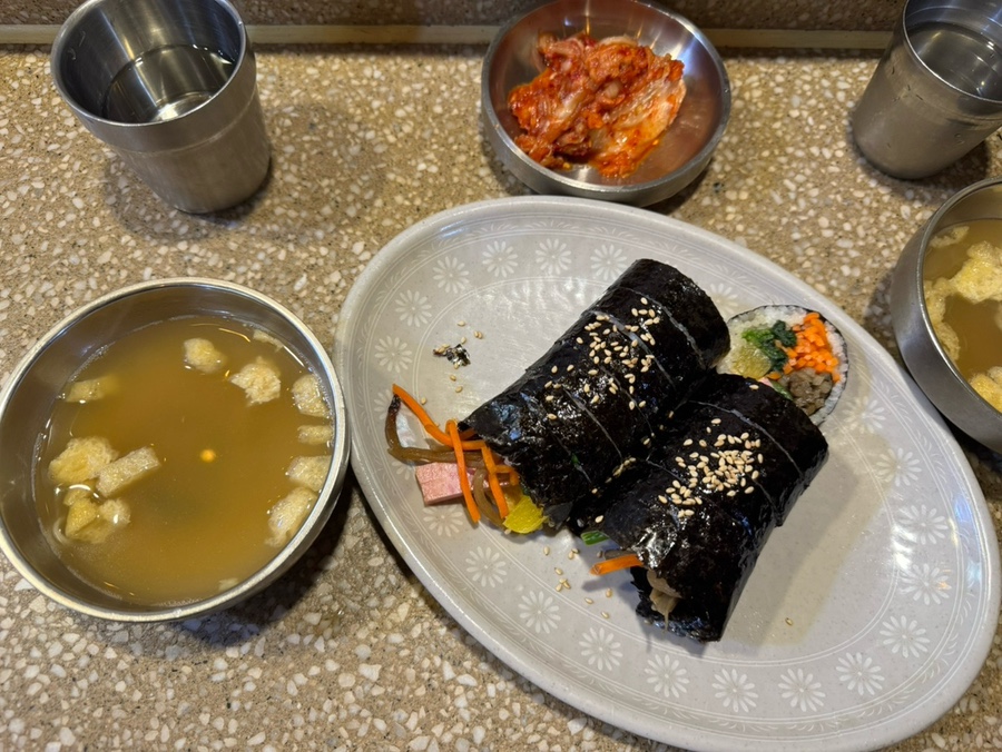 옥이네김밥 이미지