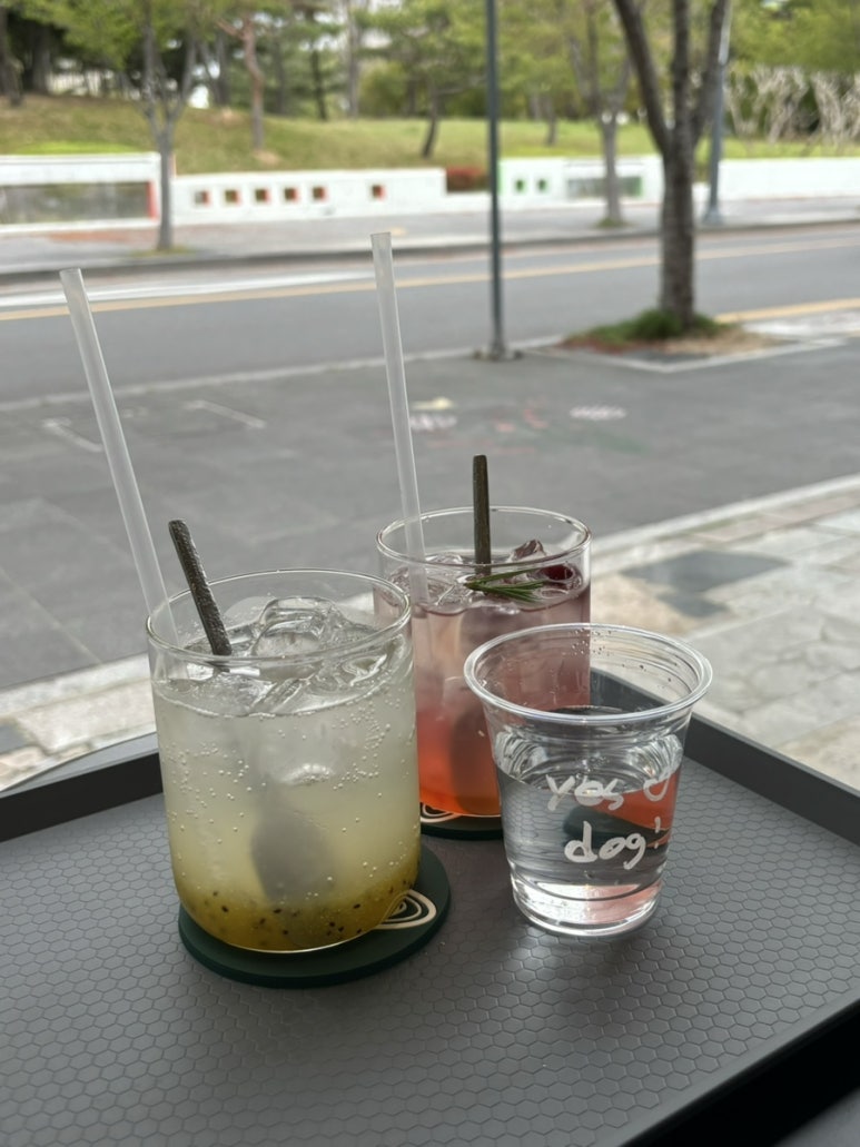 예쓰컴퍼니 이미지