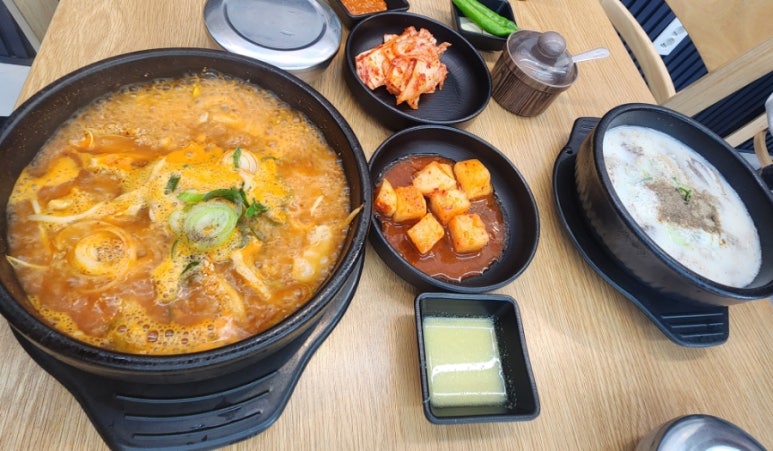 큰맘할매순대국거북섬점 이미지