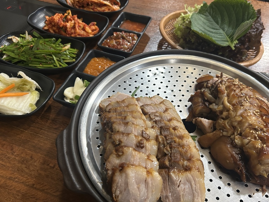 백년족발보쌈근화점 이미지