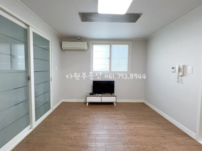 컨테이너부두사거리 이미지