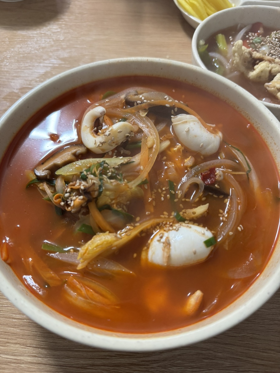매울신짬뽕 이미지