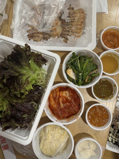 유신화덕족발 이미지