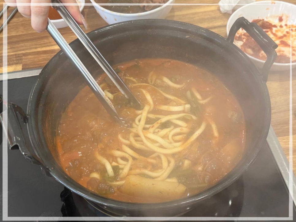 등촌샤브칼국수 이미지