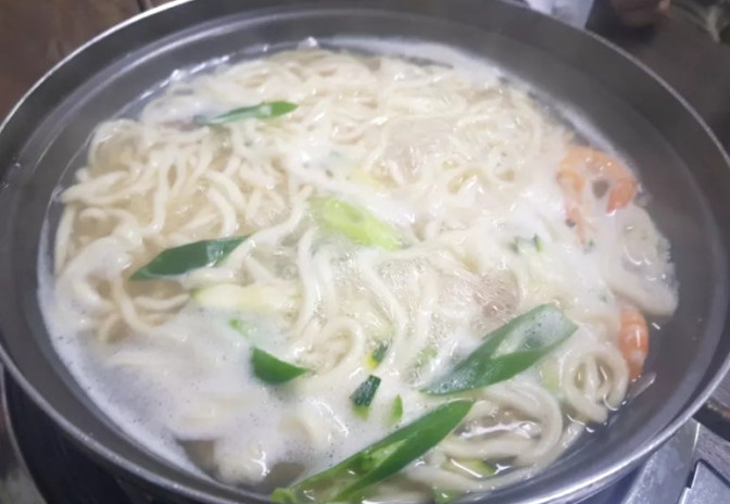 대천해물 면 낙지 칼국수 이미지