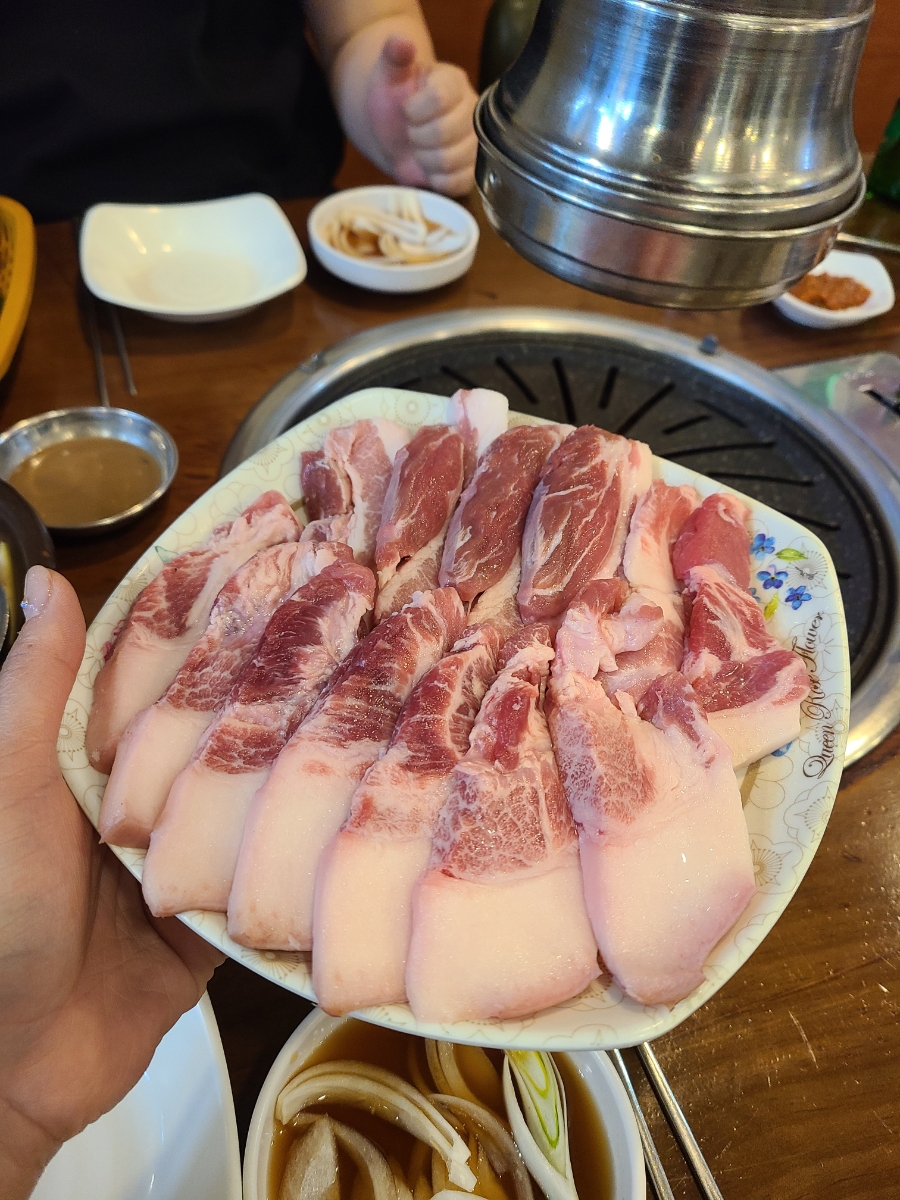 안동참숯뒷고기 이미지