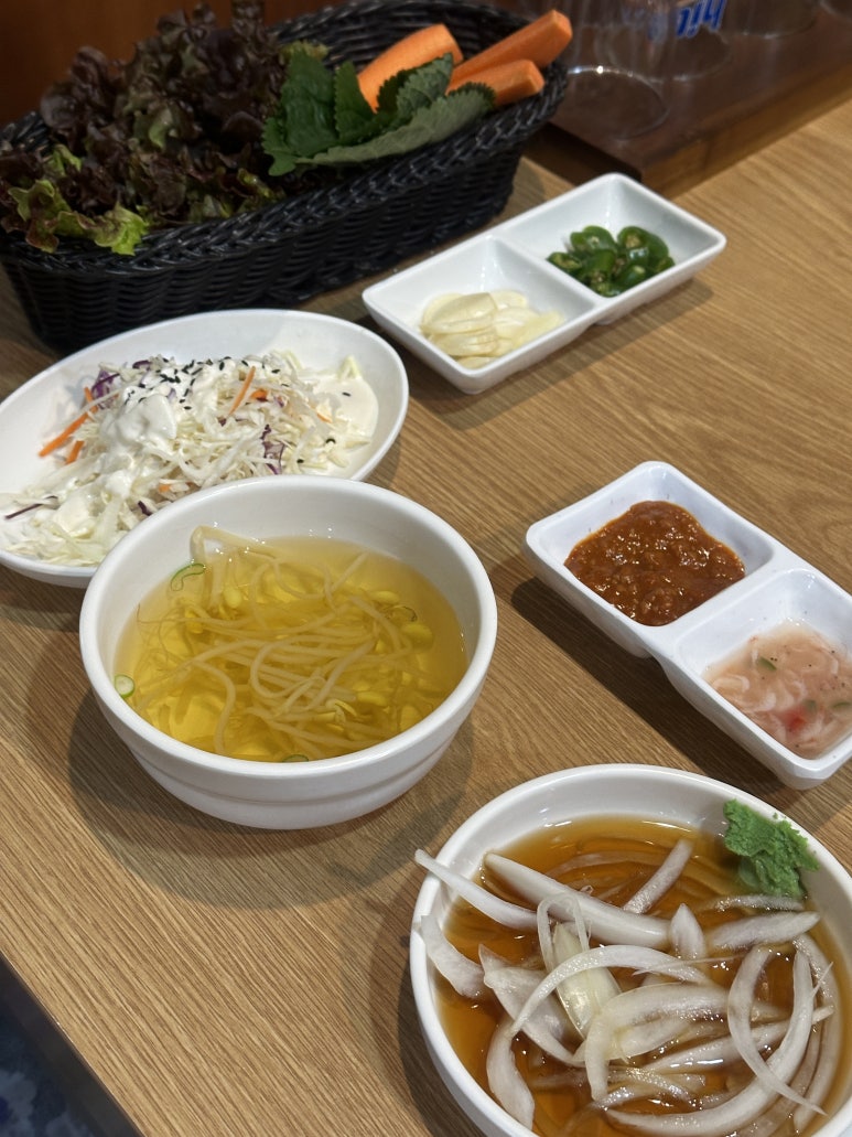송가네왕족발 이미지