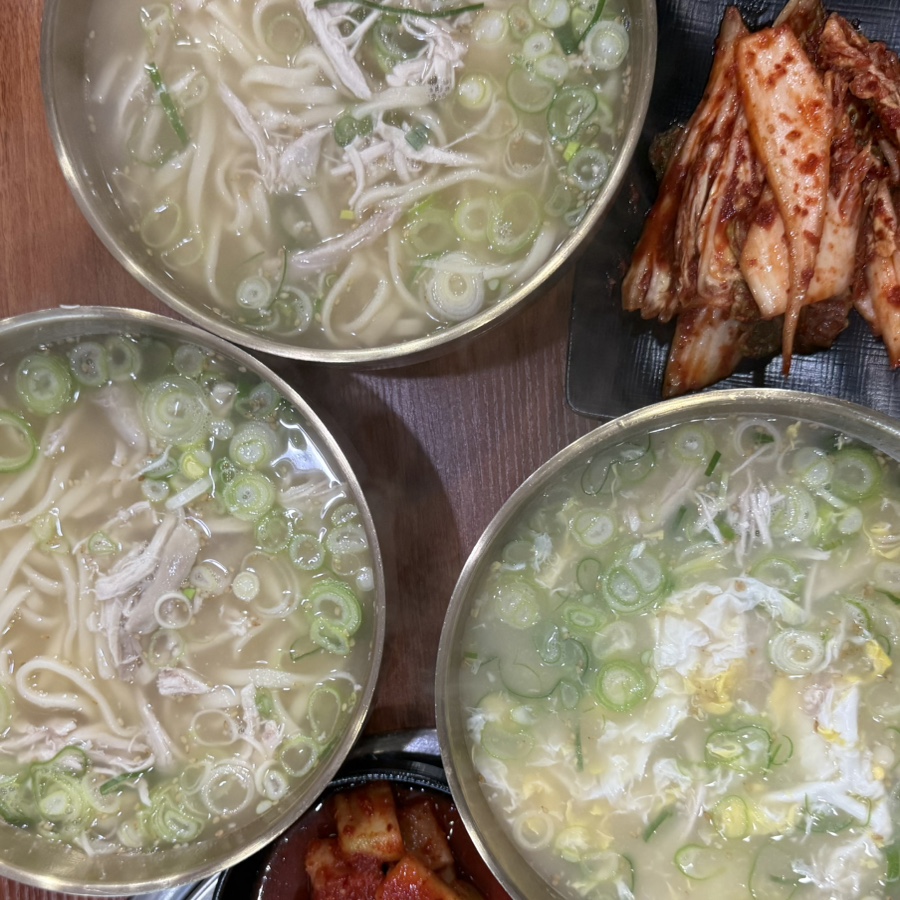 천하닭칼국수 이미지