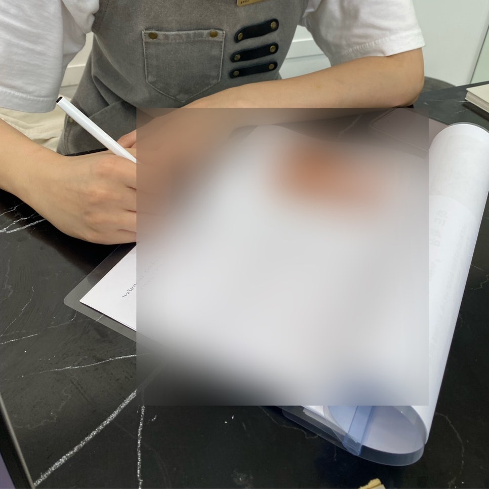 봄부띠크 이미지