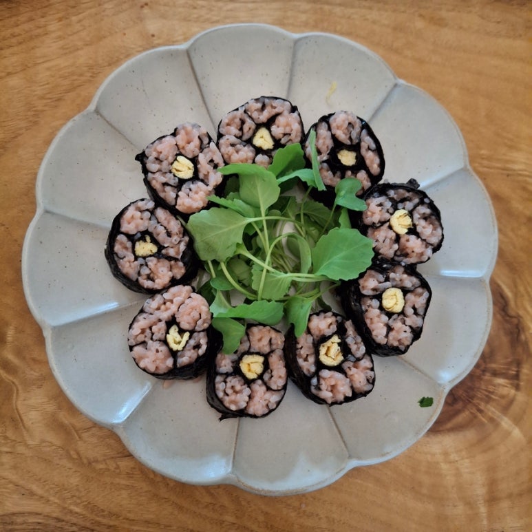 봄 꽃길김밥 이미지