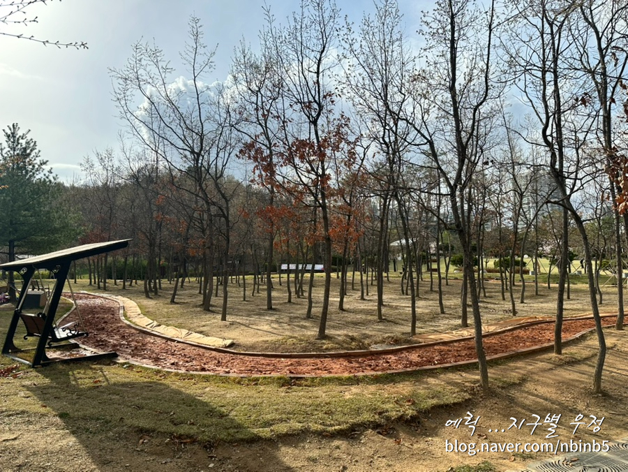 고인돌 유아숲체험원 이미지